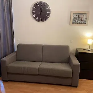 14 , Paris France